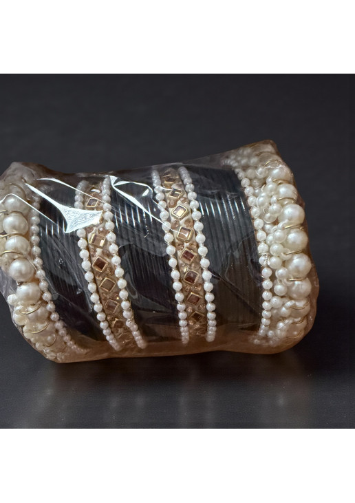 Black Bangels/Churiyan